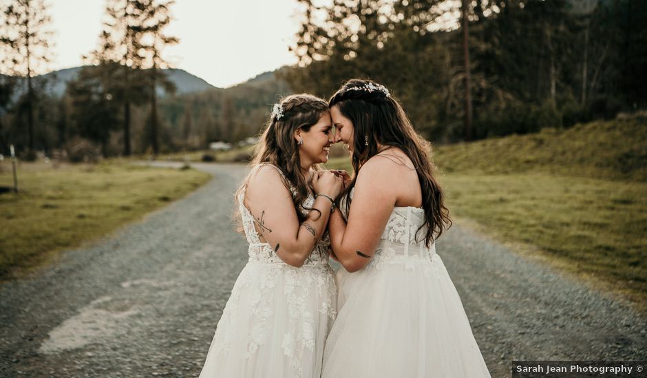 Maddie and Natalie's Wedding in Medford, Oregon