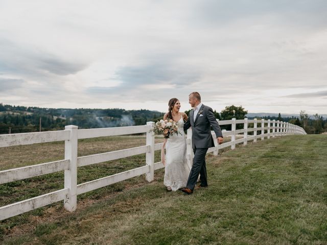 Jacob and Bailey&apos;s Wedding in West Linn, Oregon 172