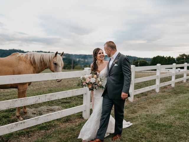 Jacob and Bailey&apos;s Wedding in West Linn, Oregon 178