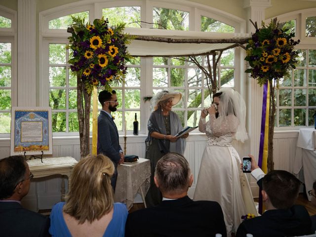 Bradley and Na&apos;amah&apos;s Wedding in Eureka Springs, Arkansas 31