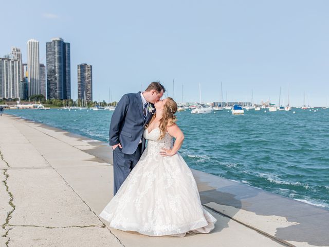 Alyssa and Kevin&apos;s Wedding in Chicago, Illinois 12