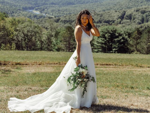 May and Jon&apos;s Wedding in Callicoon, New York 26