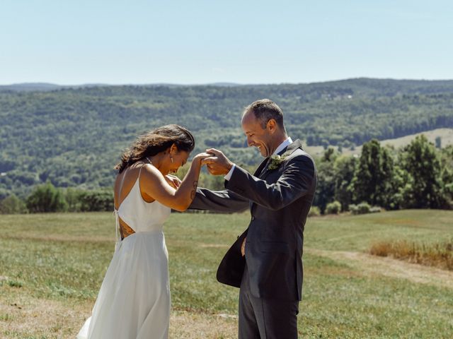 May and Jon&apos;s Wedding in Callicoon, New York 30
