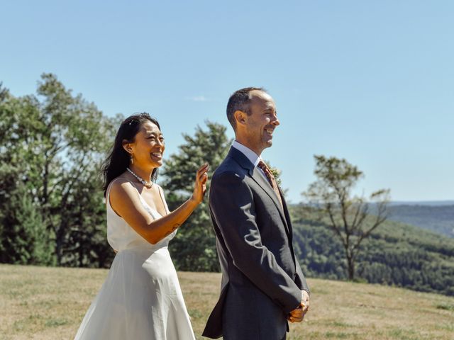 May and Jon&apos;s Wedding in Callicoon, New York 32