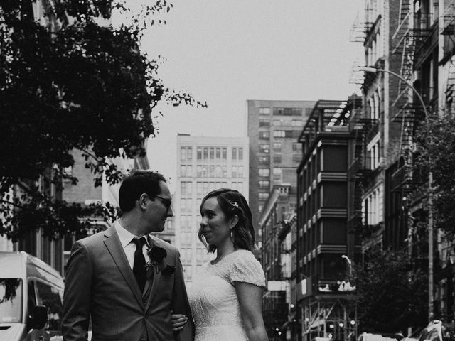 Mike and Alexis&apos;s Wedding in New York, New York 19