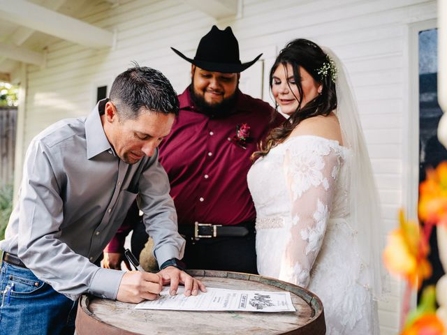 Shayna and Matthew&apos;s Wedding in Weatherford, Texas 2