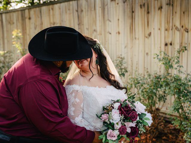 Shayna and Matthew&apos;s Wedding in Weatherford, Texas 6