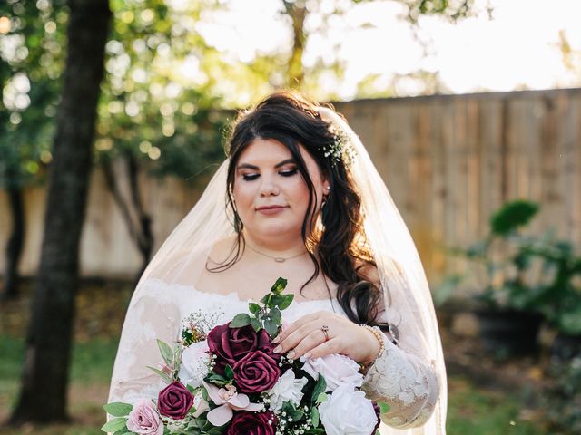 Shayna and Matthew&apos;s Wedding in Weatherford, Texas 9