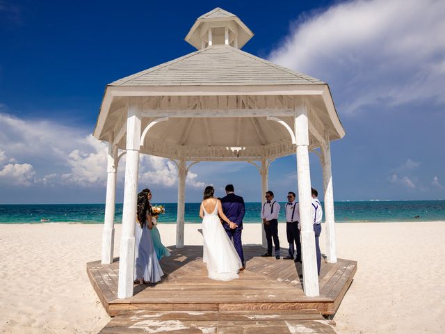 Pablo and Martha&apos;s Wedding in Cancun, Mexico 12