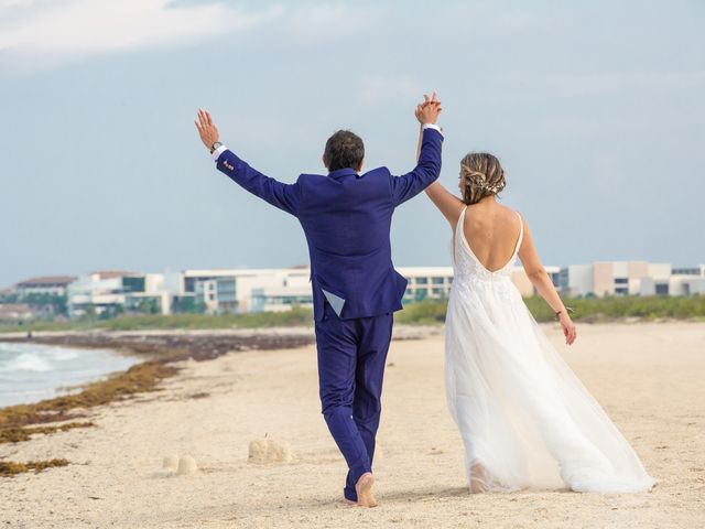 Pablo and Martha&apos;s Wedding in Cancun, Mexico 23