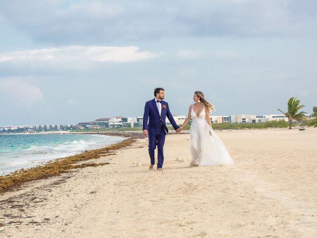 Pablo and Martha&apos;s Wedding in Cancun, Mexico 24