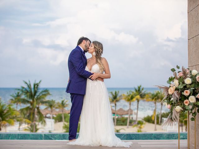 Pablo and Martha&apos;s Wedding in Cancun, Mexico 28