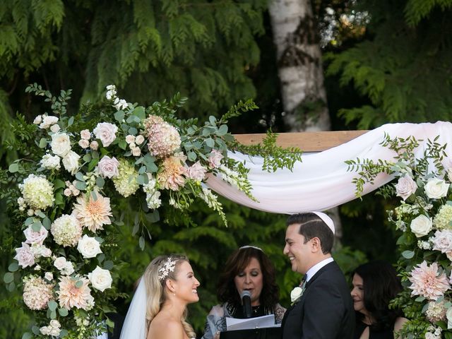 Daniel and Sarah&apos;s Wedding in Aurora, Oregon 91