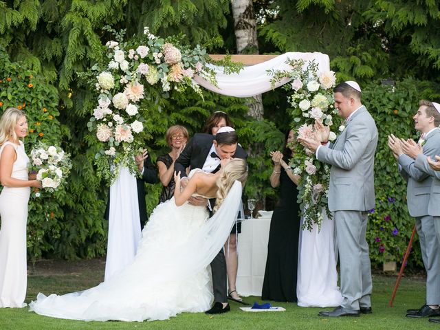 Daniel and Sarah&apos;s Wedding in Aurora, Oregon 97