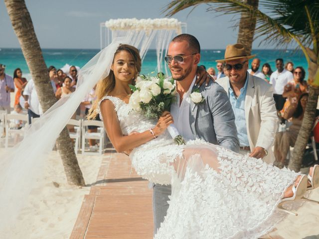 Matthew and Shinead&apos;s Wedding in Bavaro, Dominican Republic 23