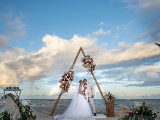 Armando and Amarilis&apos;s Wedding in Punta Cana, Dominican Republic 25
