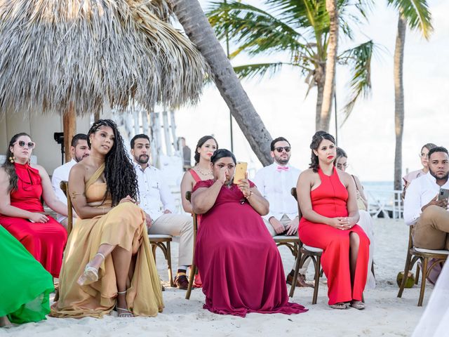 Armando and Amarilis&apos;s Wedding in Punta Cana, Dominican Republic 29