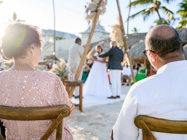 Armando and Amarilis&apos;s Wedding in Punta Cana, Dominican Republic 30
