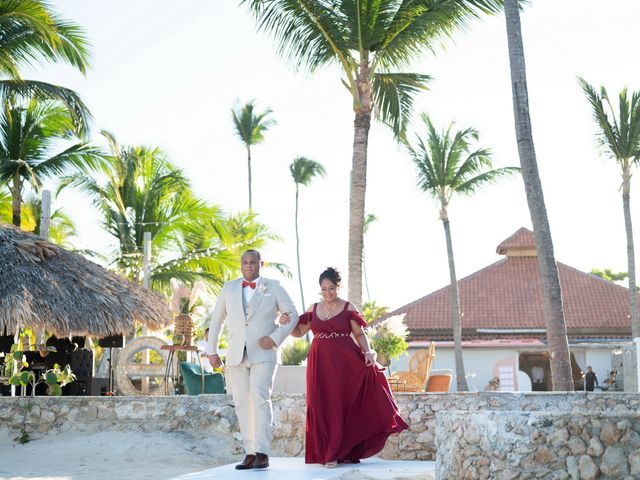 Armando and Amarilis&apos;s Wedding in Punta Cana, Dominican Republic 36
