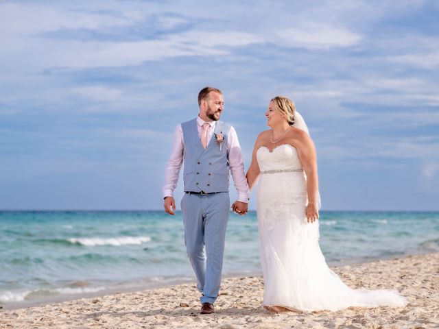 Benjamin and Chloe&apos;s Wedding in Playa del Carmen, Mexico 10