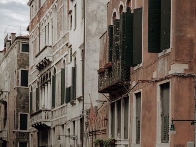 Alex and Anya&apos;s Wedding in Venice, Italy 37