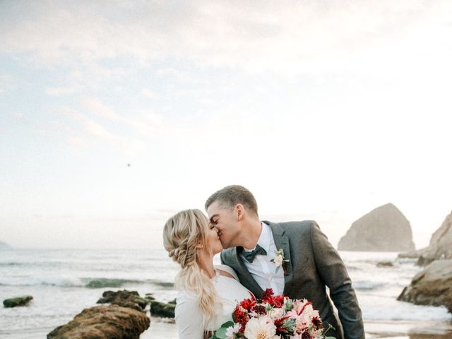 Patrick and Samantha&apos;s Wedding in Pacific City, Oregon 3