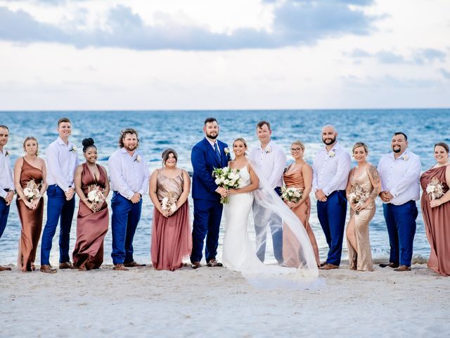 Lakan and Miranda&apos;s Wedding in Cancun, Mexico 18