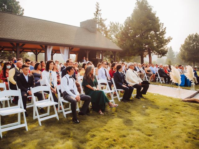 Meekoh and Chandler&apos;s Wedding in Klamath Falls, Oregon 44