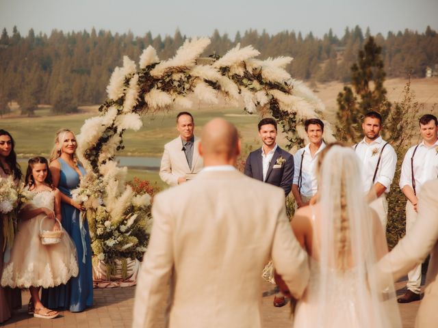 Meekoh and Chandler&apos;s Wedding in Klamath Falls, Oregon 48