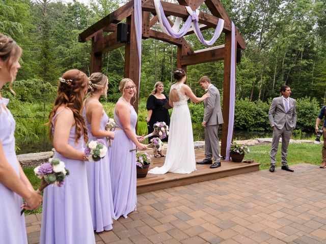 Mark and Kristen&apos;s Wedding in Barnesville, Pennsylvania 7