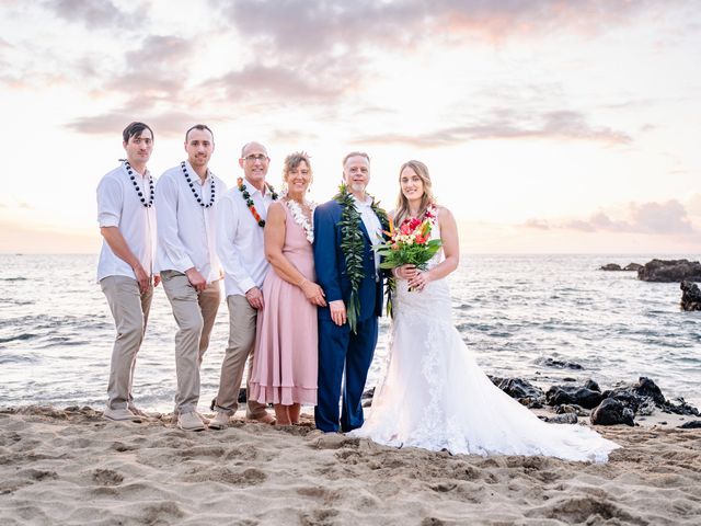 Christofer and Kylin&apos;s Wedding in Kailua Kona, Hawaii 22