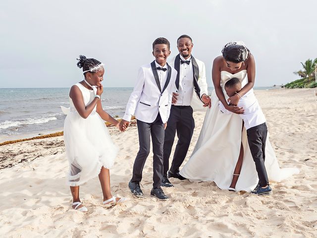 Roland and Armelle&apos;s Wedding in Akumal, Mexico 19