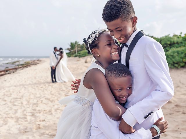 Roland and Armelle&apos;s Wedding in Akumal, Mexico 20