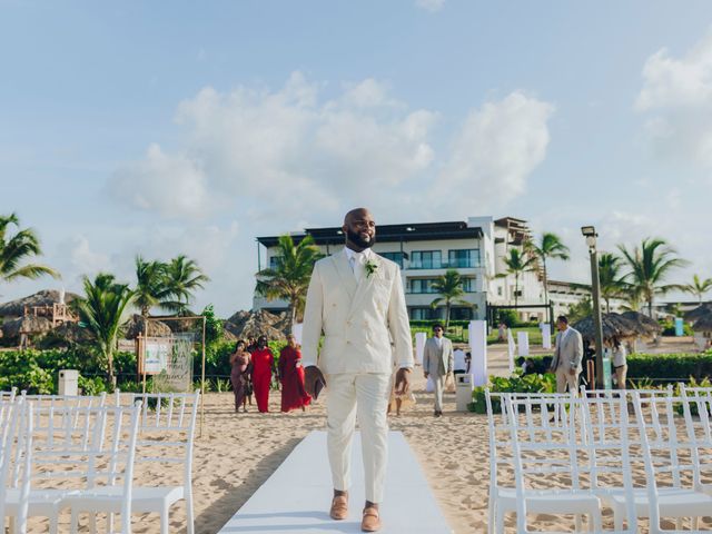 Xzavier and Jaidyn&apos;s Wedding in Punta Cana, Dominican Republic 18
