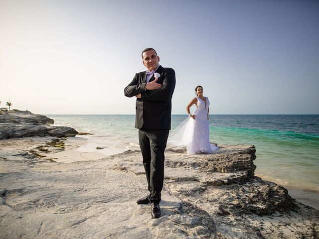 Elieser and Mailay&apos;s Wedding in Cancun, Mexico 7