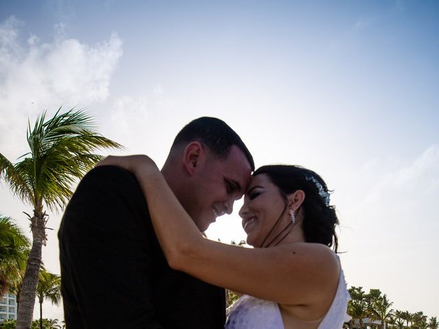 Elieser and Mailay&apos;s Wedding in Cancun, Mexico 10