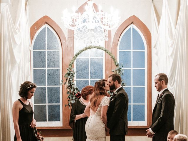 Justin Powers and Jennifer Scott&apos;s Wedding in Oklahoma City, Oklahoma 10