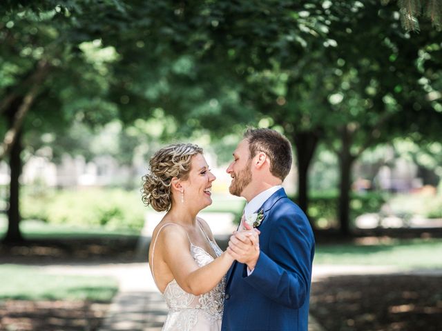 Robby and Kelly&apos;s Wedding in South Bend, Indiana 20