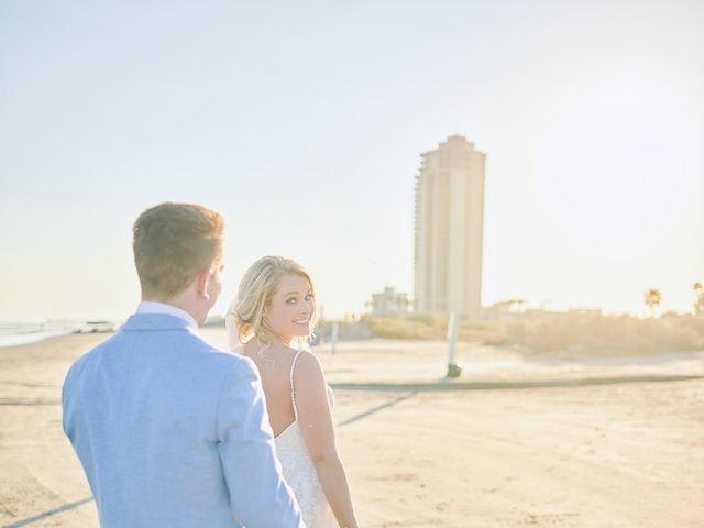 Lucas and Olivia&apos;s Wedding in Galveston, Texas 35