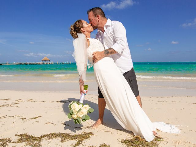 Jeff and Ashley&apos;s Wedding in Puerto Morelos, Mexico 13