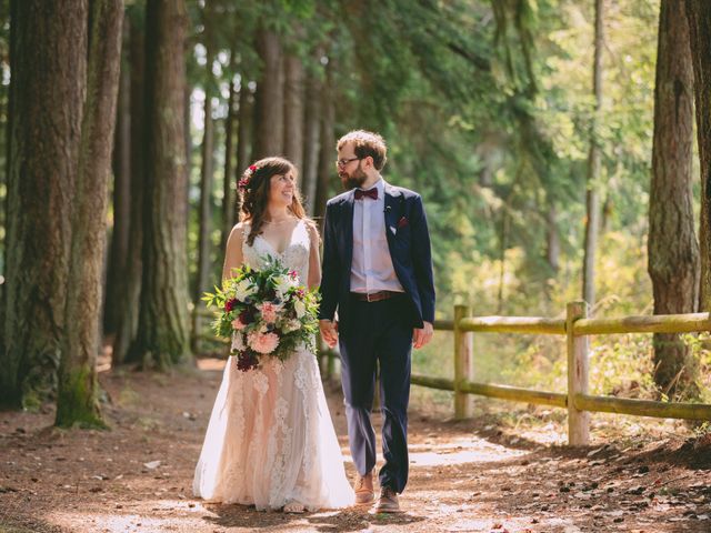 Ben and Sam&apos;s Wedding in Poulsbo, Washington 1