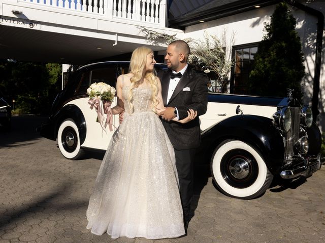Kevin and Megan 's Wedding in Massapequa, New York 28