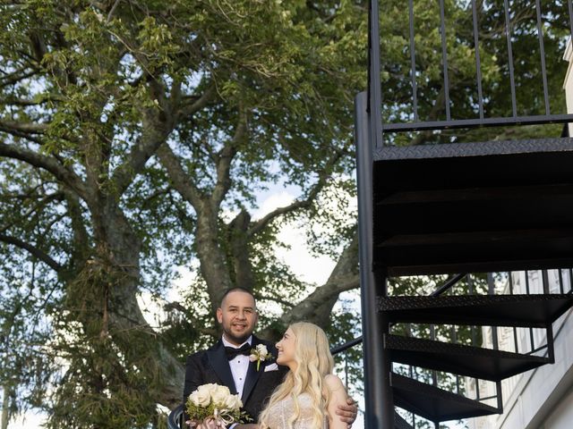 Kevin and Megan 's Wedding in Massapequa, New York 29