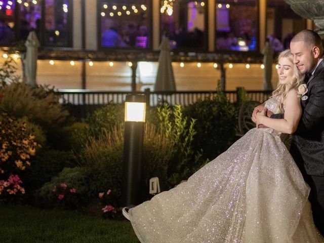 Kevin and Megan 's Wedding in Massapequa, New York 33