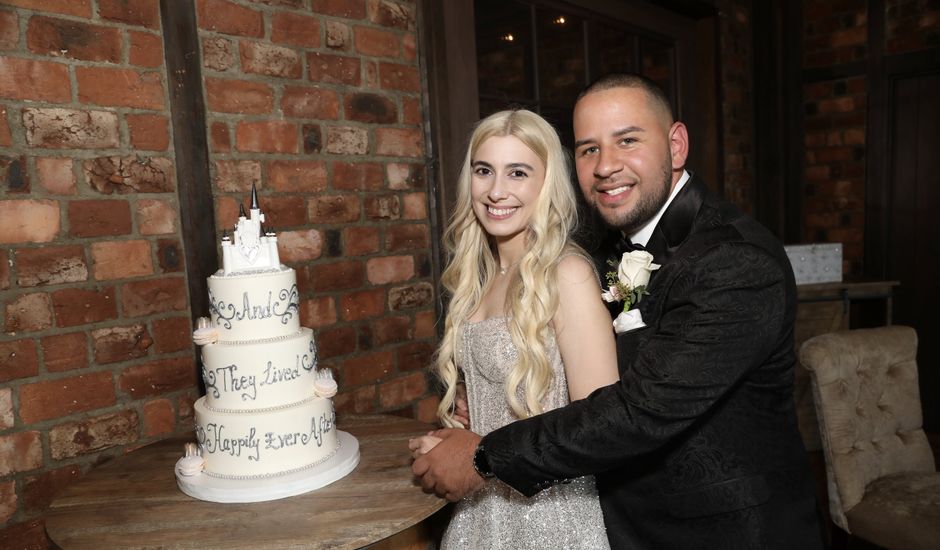 Kevin and Megan 's Wedding in Massapequa, New York