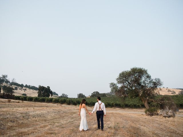 Luke and Kelsey&apos;s Wedding in Plymouth, California 44