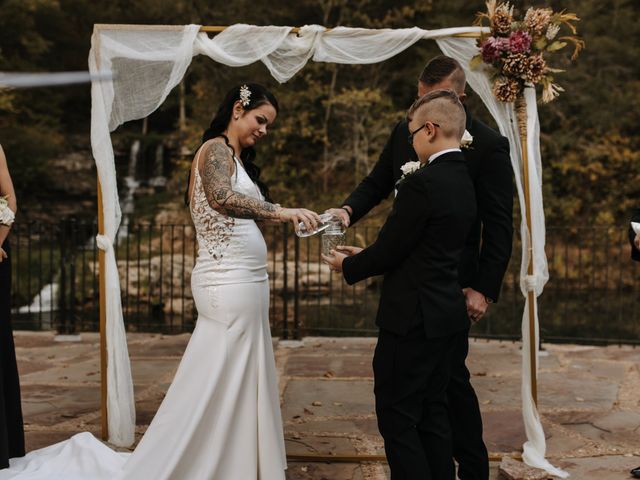 Jessicca and Stephen&apos;s Wedding in Lampe, Missouri 19