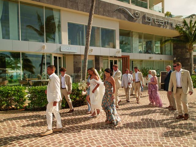 Amreer and Maddy's Wedding in Cancun, Mexico 17