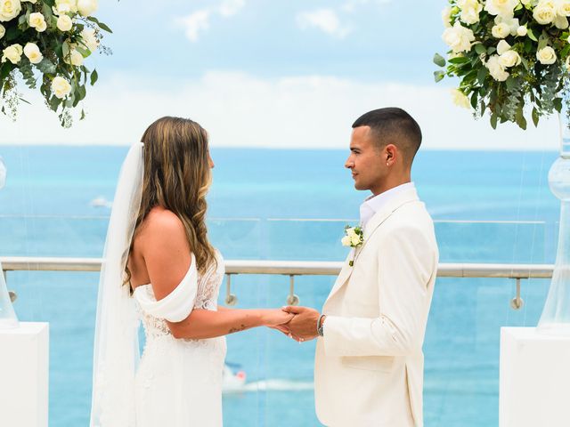 Amreer and Maddy's Wedding in Cancun, Mexico 31