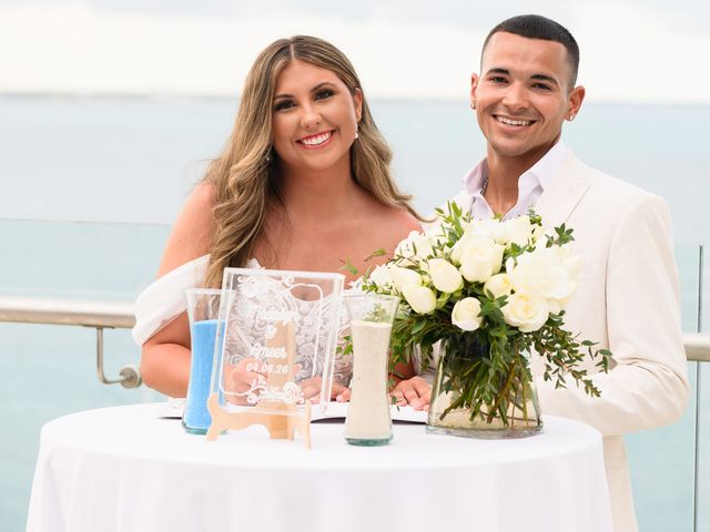 Amreer and Maddy's Wedding in Cancun, Mexico 34